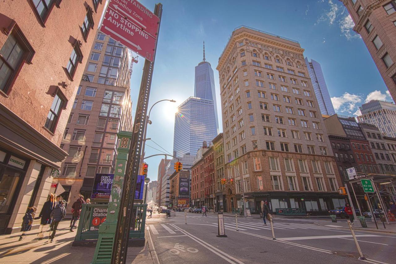 더 프레스딕 호텔 트리베카 뉴욕 외부 사진 The World Trade Center from the South Street Seaport