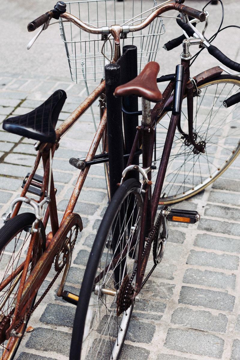 더 프레스딕 호텔 트리베카 뉴욕 외부 사진 A bicycle locked to a post